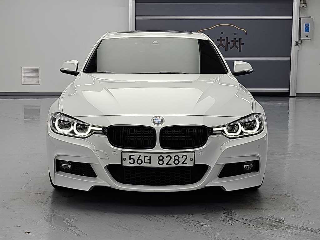 BMW 3시리즈 3시리즈 (F30) 330e i퍼포먼스 M 스포츠 이미지 2