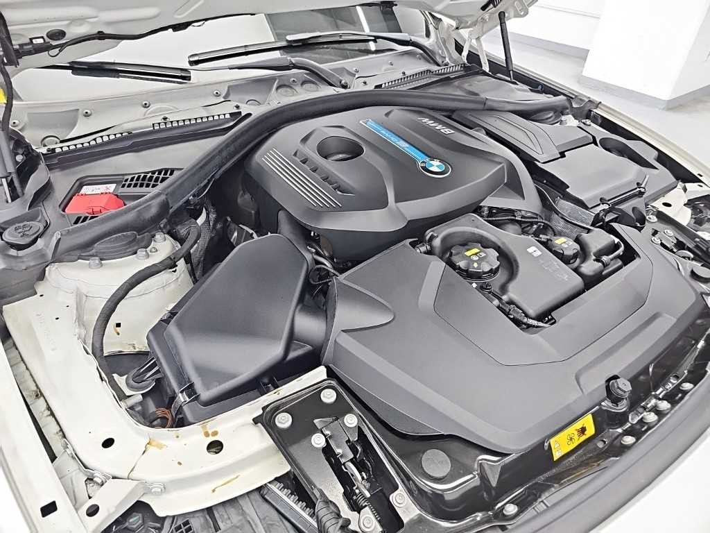 BMW 3시리즈 3시리즈 (F30) 330e i퍼포먼스 M 스포츠 이미지 5