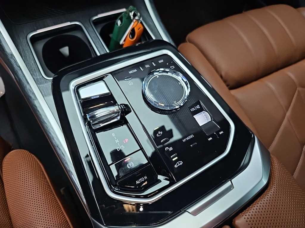BMW 7시리즈 7시리즈 (G70) 750e xDrive M 스포츠 이미지 8