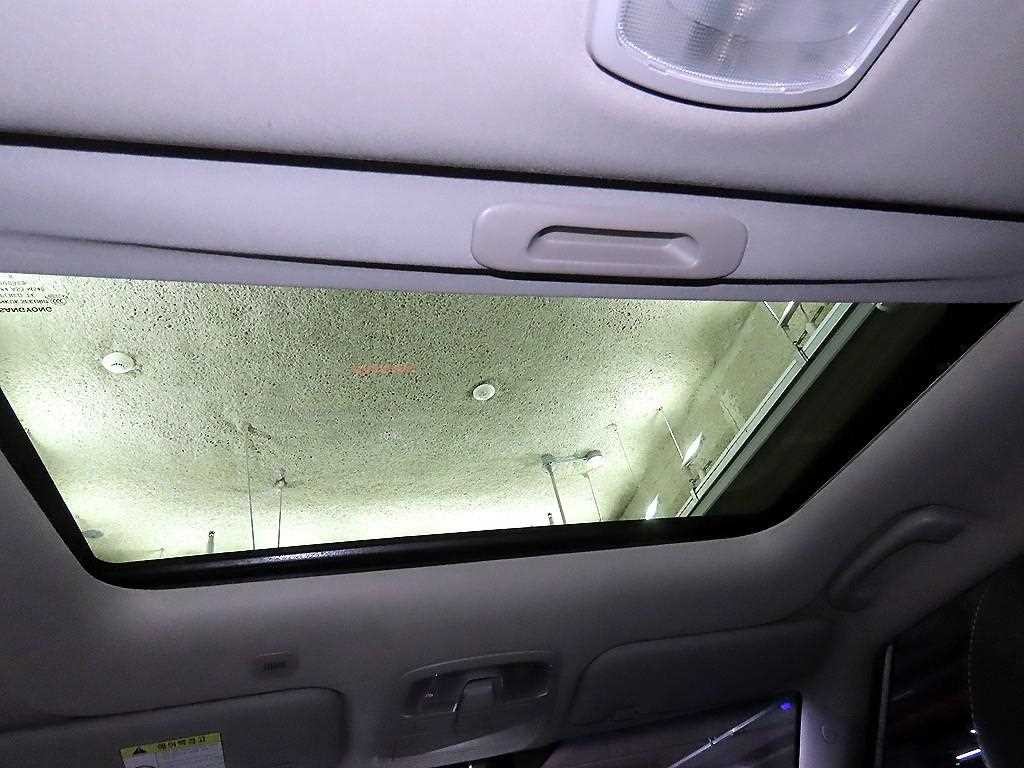 KG모빌리티(쌍용) 티볼리 티볼리 아머 2WD 디젤 기어 에디션 이미지 16