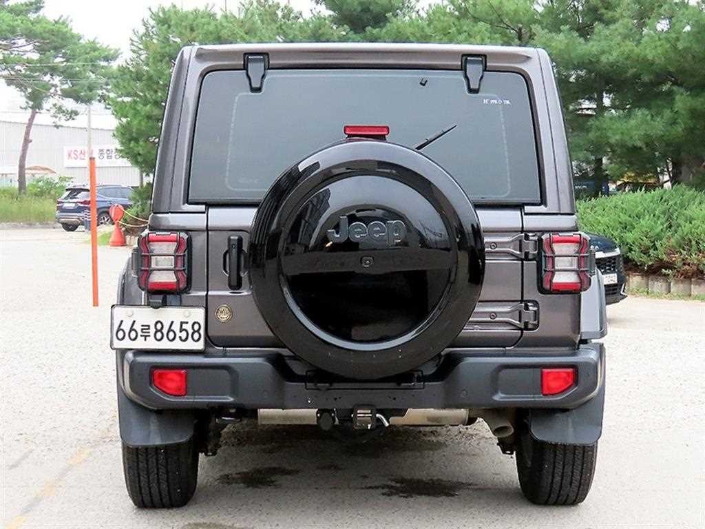 지프 랭글러 랭글러 (JL) 2.0 오버랜드 4도어 파워탑 이미지 4
