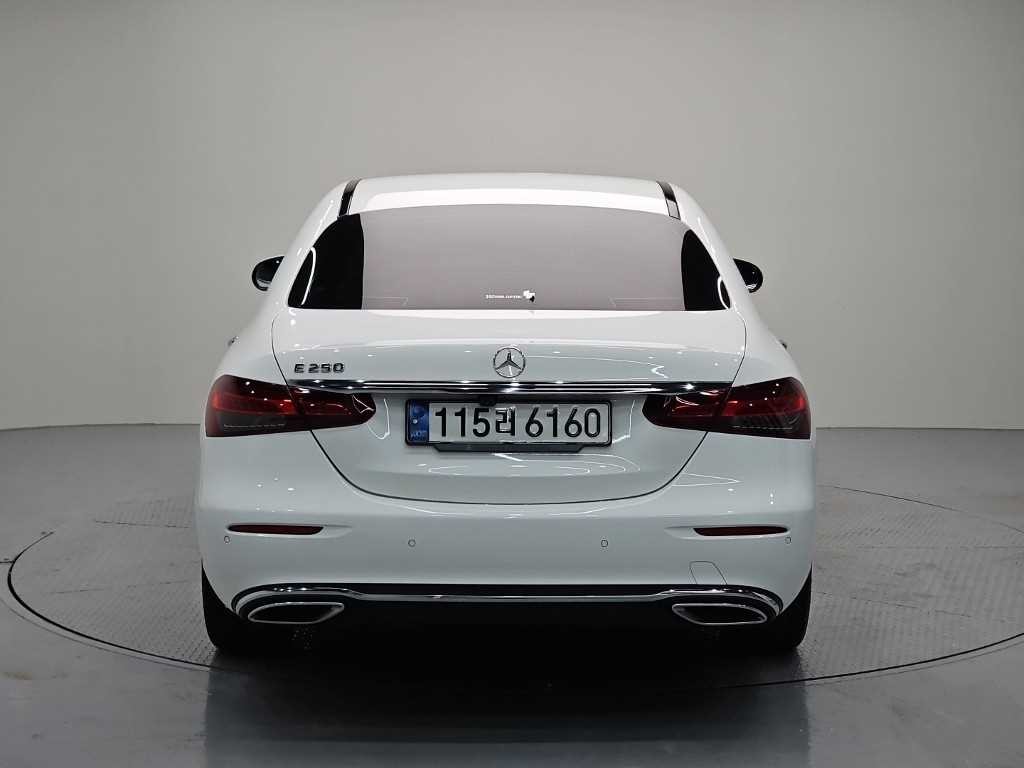 벤츠 E 클래스 E-클래스 W213 E250 아방가르드 이미지 3