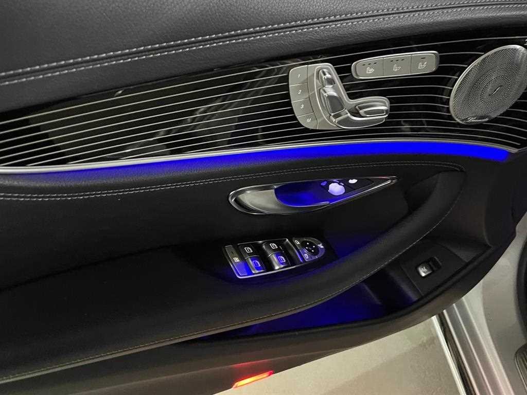 벤츠 E 클래스 E-클래스 W213 E400 4MATIC 익스클루시브 이미지 12