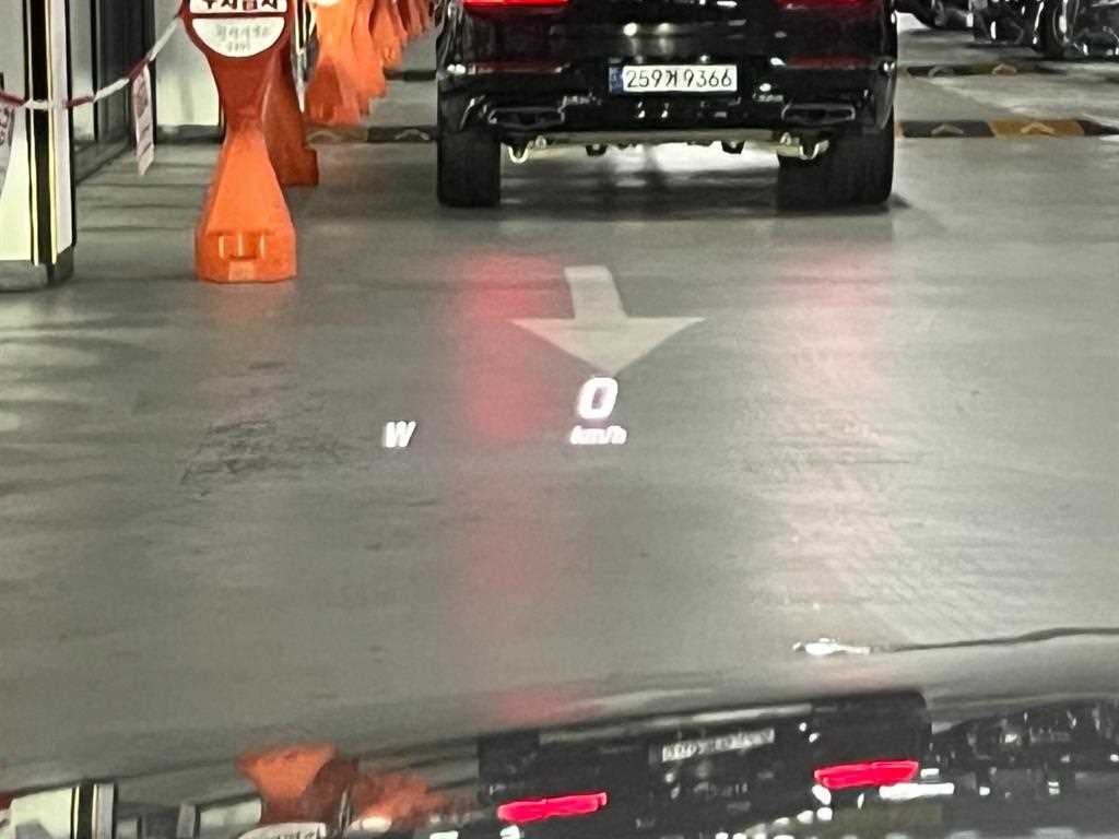 벤츠 E 클래스 E-클래스 W213 E400 4MATIC 익스클루시브 이미지 17