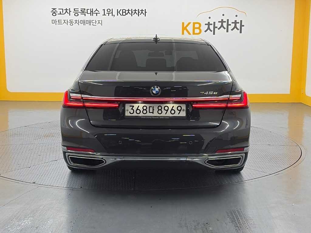 BMW 7시리즈 7시리즈 (G11) 745e i퍼포먼스 디자인 퓨어 엑설런스 이미지 3