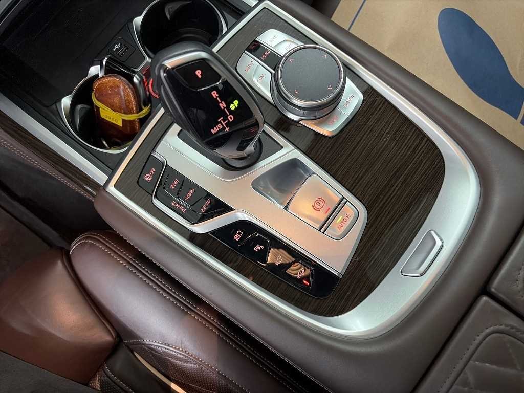 BMW 7시리즈 7시리즈 (G11) 745e i퍼포먼스 디자인 퓨어 엑설런스 이미지 8