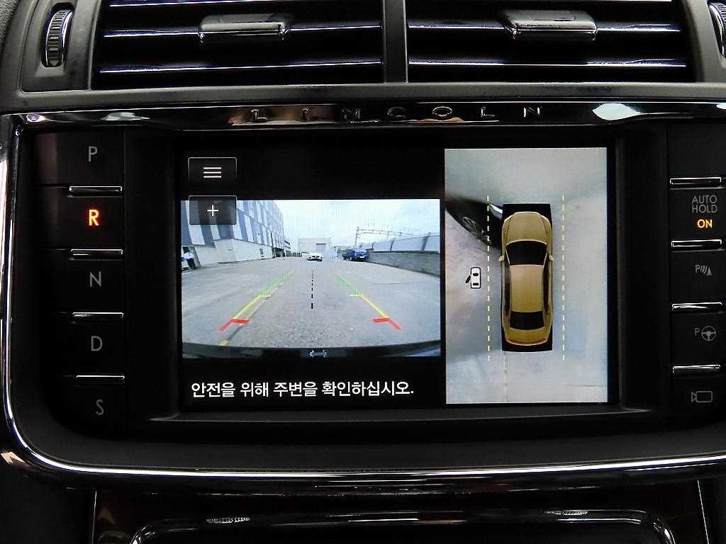 링컨 컨티넨탈 컨티넨탈 10세대 3.0 AWD 리저브 이미지 15