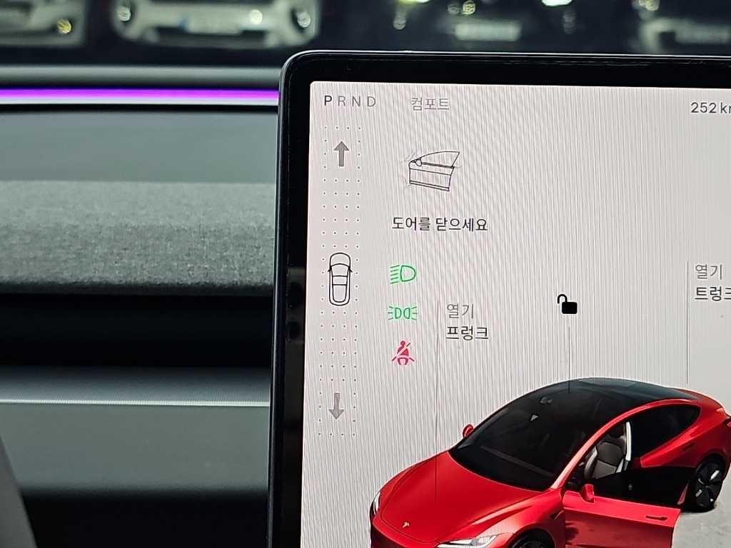 테슬라 모델 3 RWD 이미지 8