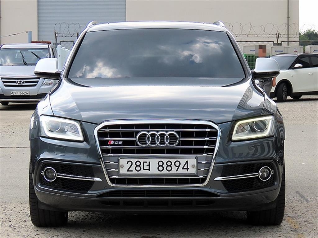 아우디 SQ5 3.0 TDI 콰트로 이미지 1