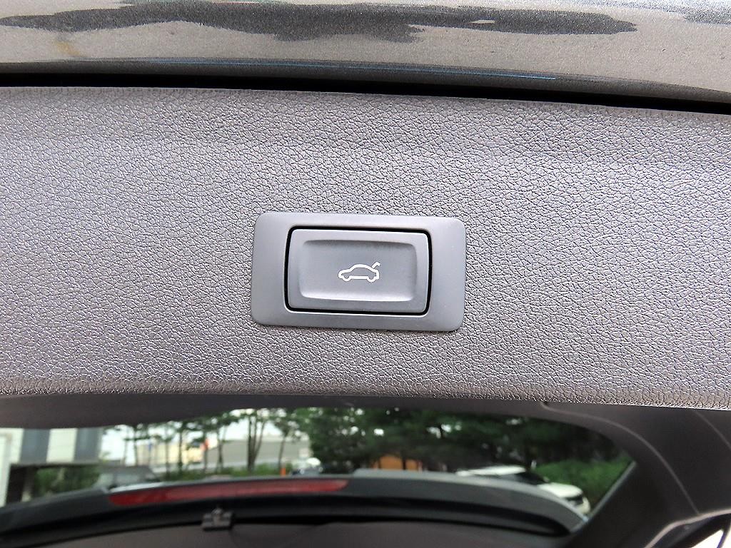아우디 SQ5 3.0 TDI 콰트로 이미지 17