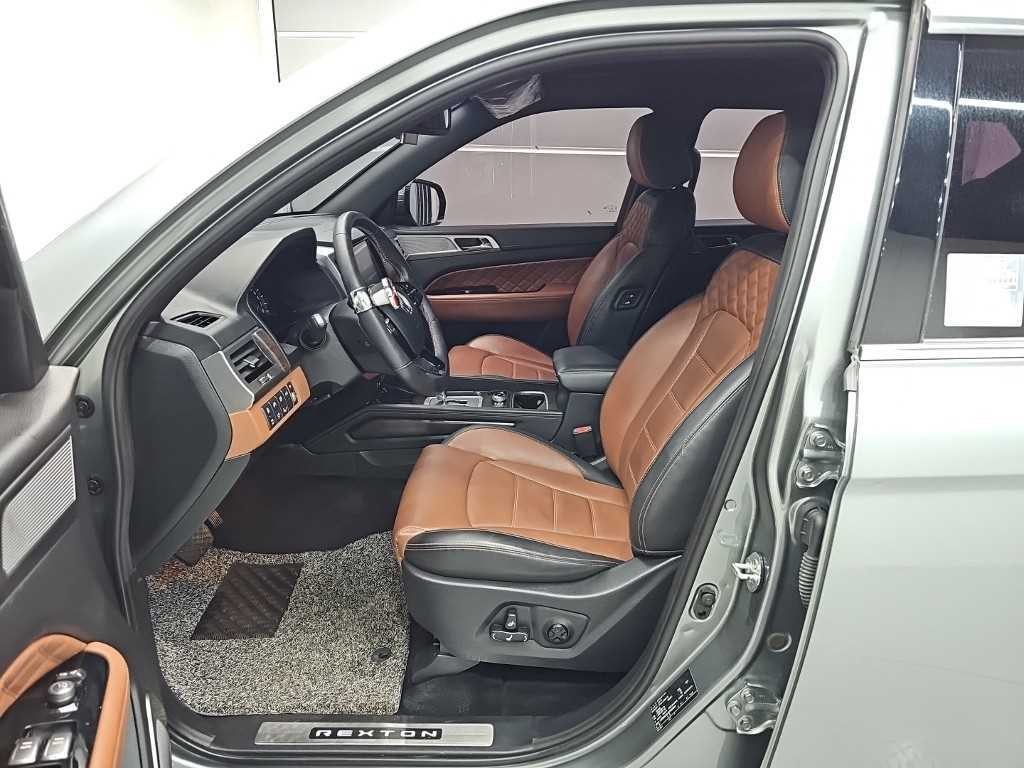 KG모빌리티(쌍용) 렉스턴 G4렉스턴 디젤 2.2 4WD 마제스티 이미지 11