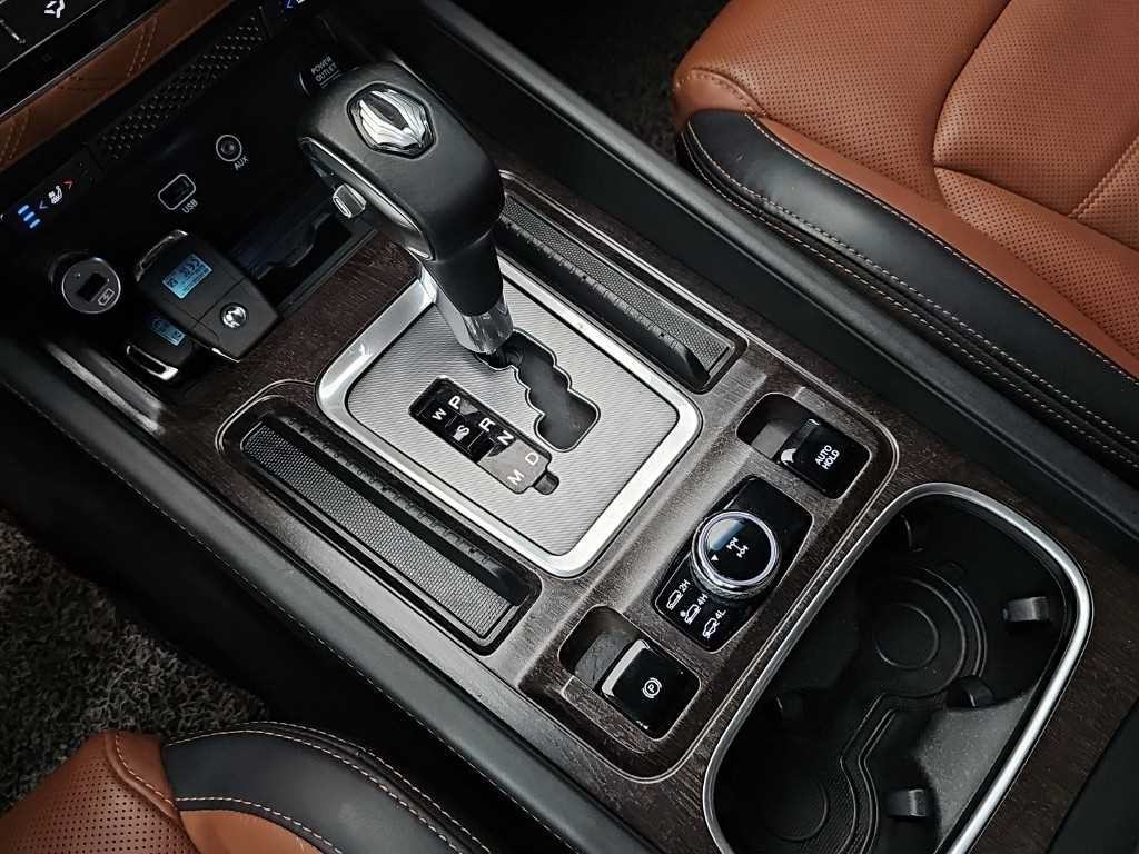 KG모빌리티(쌍용) 렉스턴 G4렉스턴 디젤 2.2 4WD 마제스티 이미지 8
