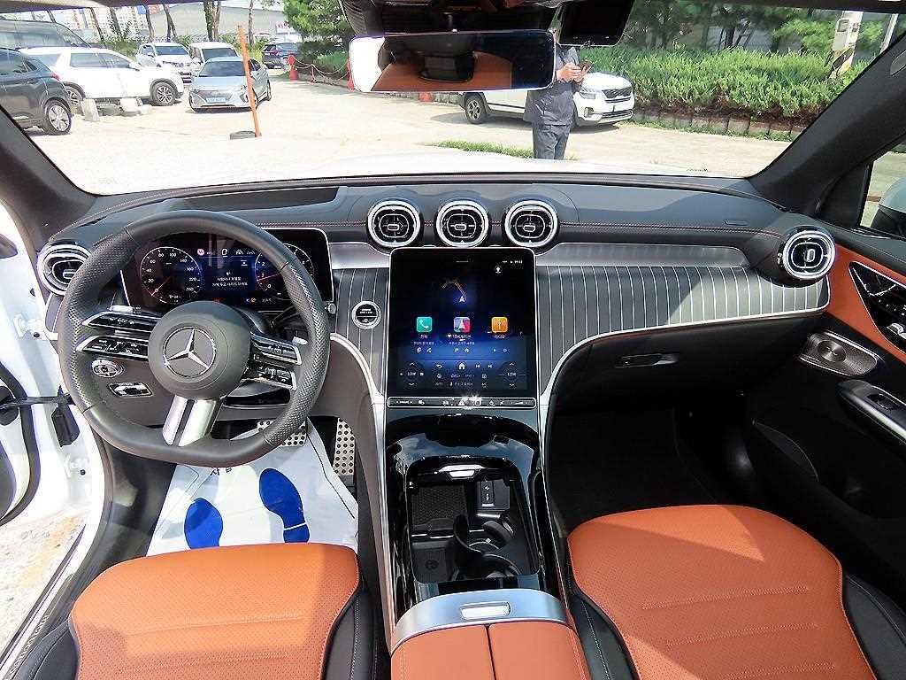 벤츠 GLC 클래스 GLC클래스 X254 GLC300 4MATIC 쿠페 AMG 라인 이미지 7