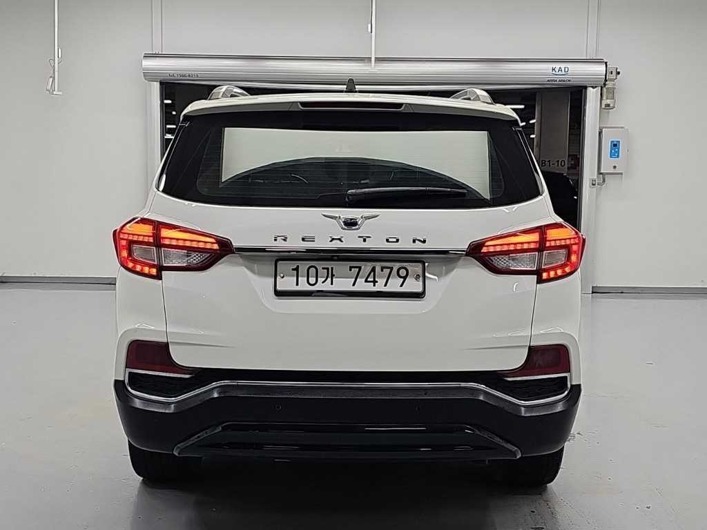 KG모빌리티(쌍용) 렉스턴 G4렉스턴 디젤 2.2 4WD 프라임 이미지 3