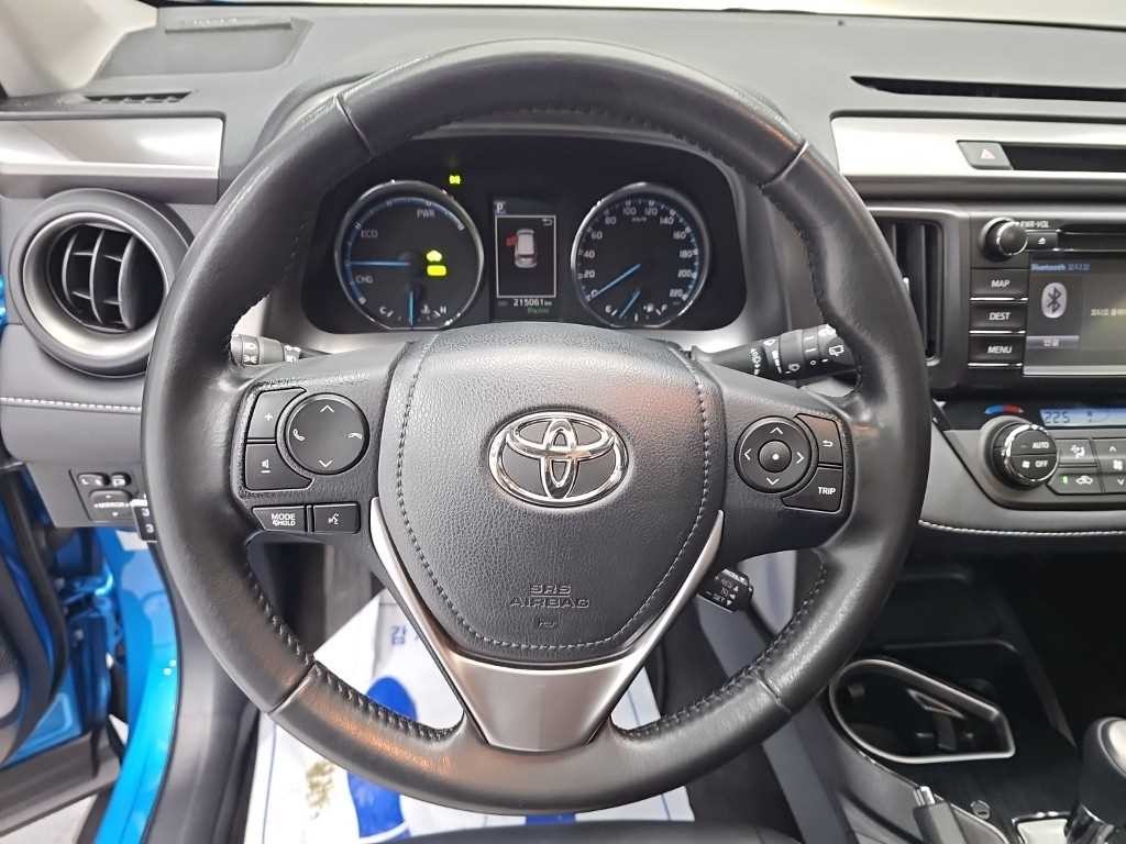 토요타 라브4 2.5 4WD 하이브리드 이미지 9