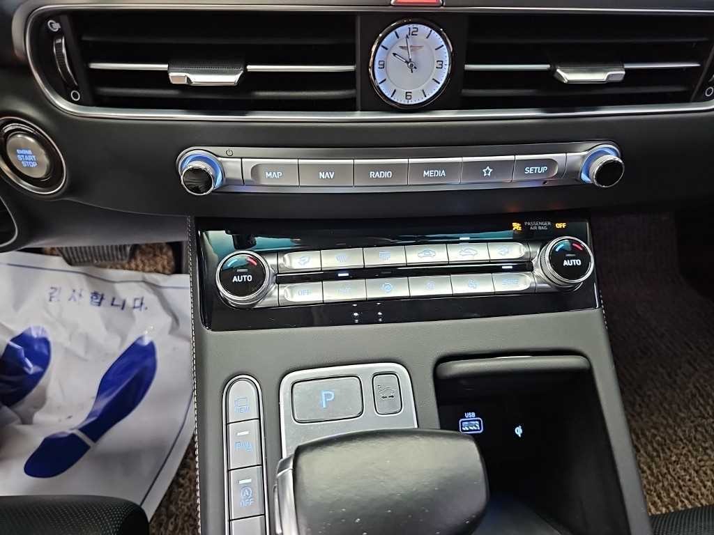 제네시스 G90 3.8 GDI AWD 럭셔리 이미지 10