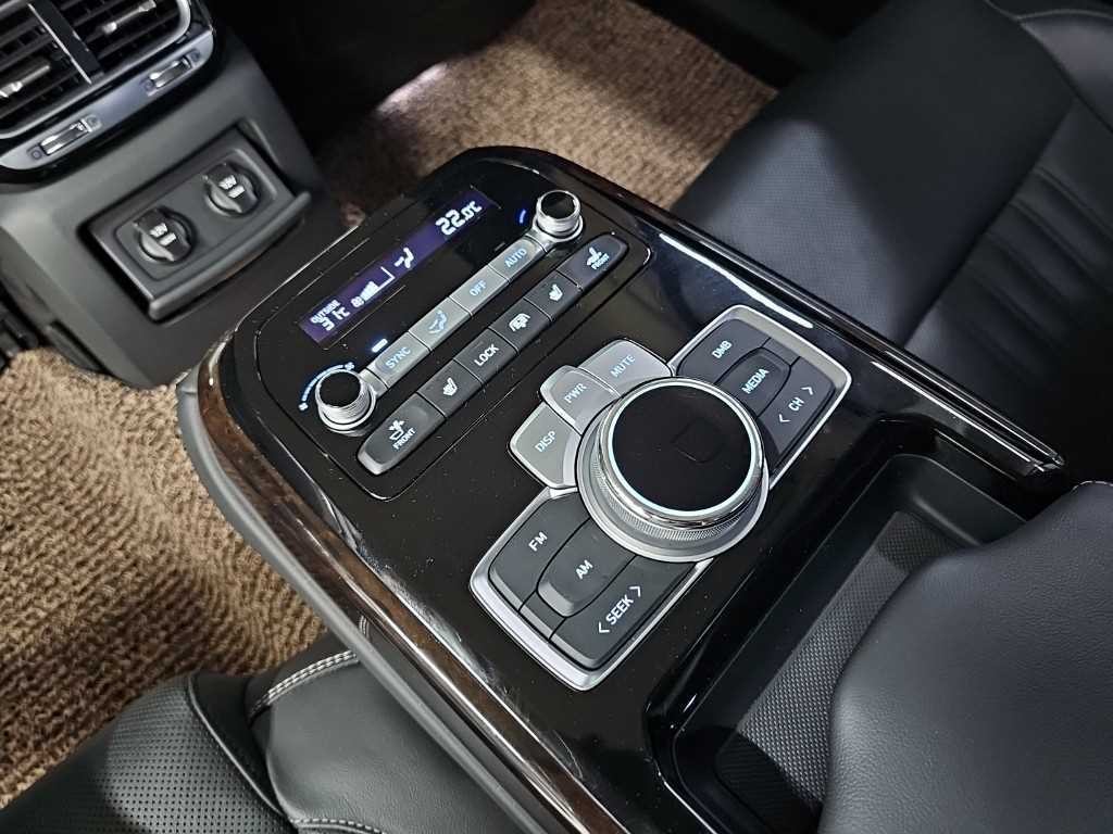 제네시스 G90 3.8 GDI AWD 럭셔리 이미지 14