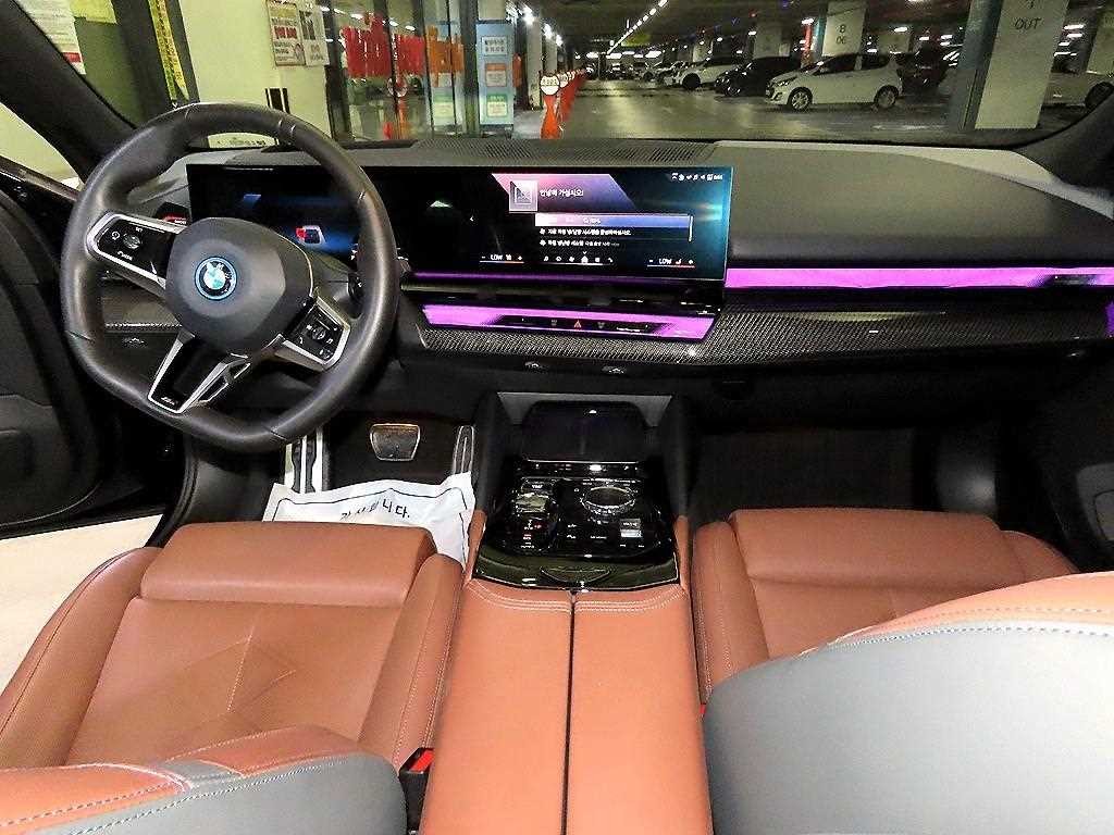 BMW i5 eDrive 40 M 스포츠 프로 이미지 10