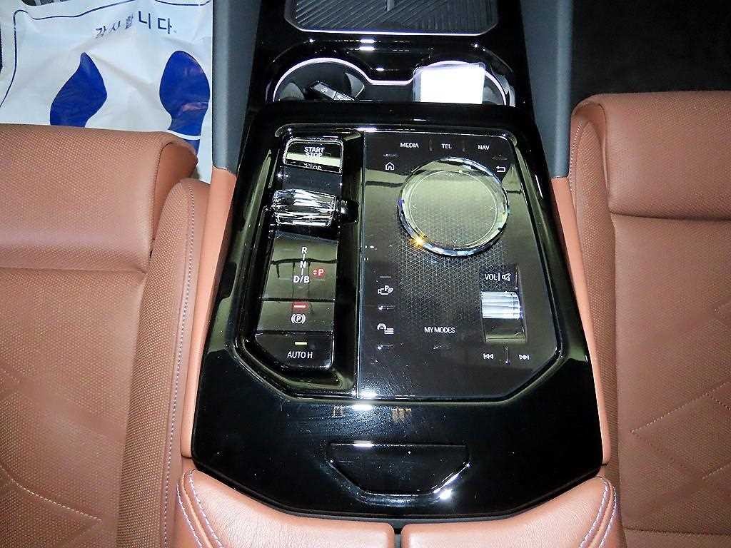 BMW i5 eDrive 40 M 스포츠 프로 이미지 12