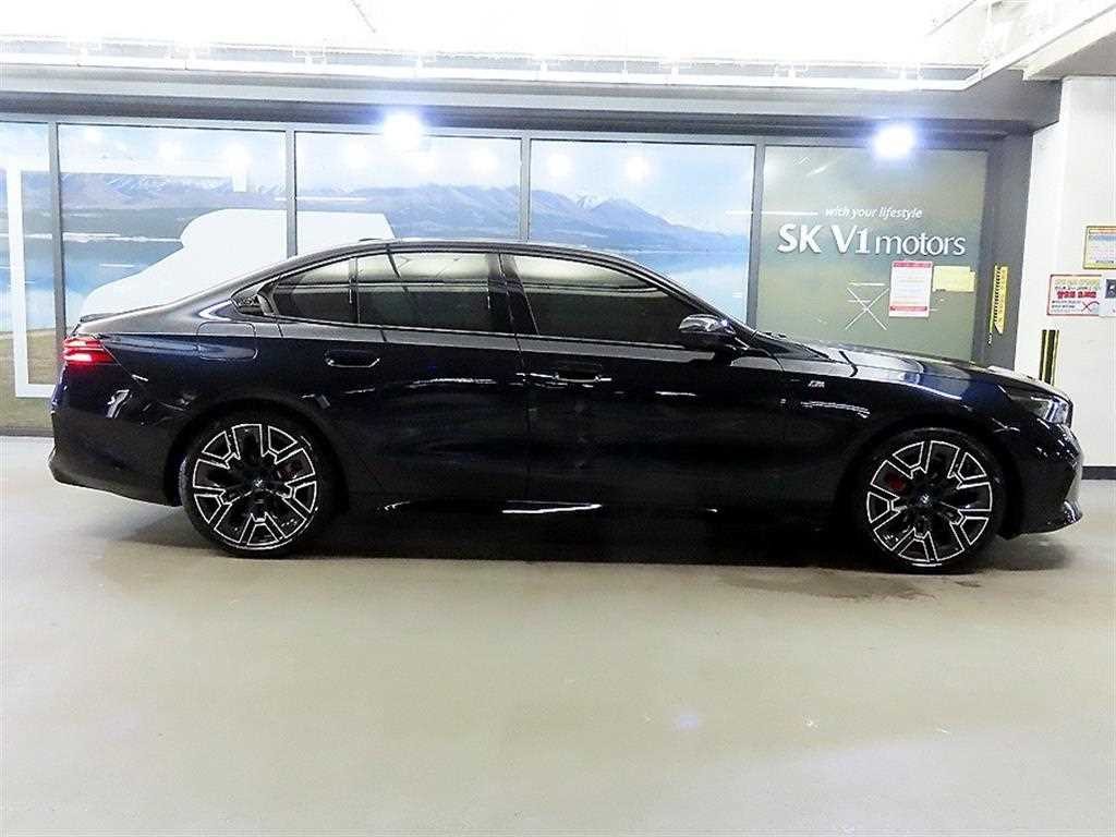 BMW i5 eDrive 40 M 스포츠 프로 이미지 3