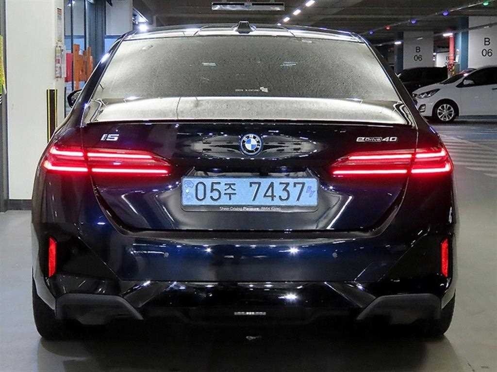 BMW i5 eDrive 40 M 스포츠 프로 이미지 5