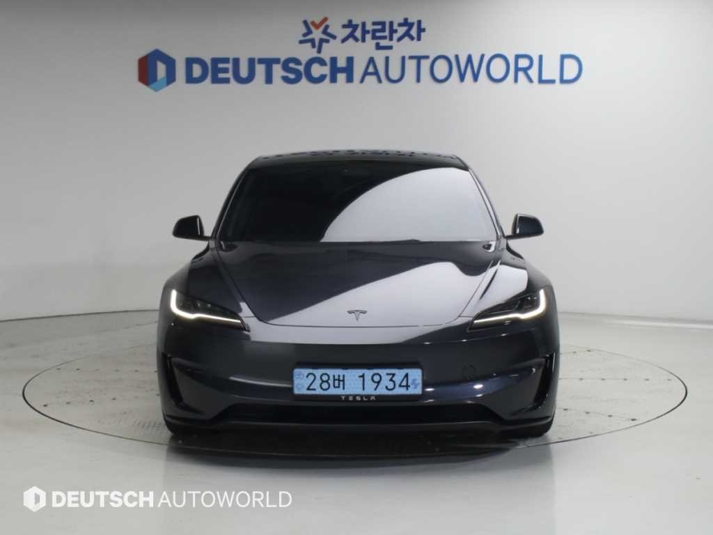 테슬라 모델 3 RWD 이미지 3