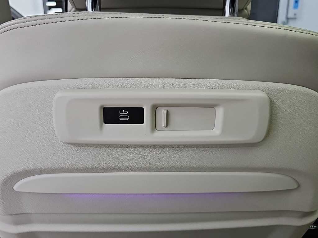 BMW X5 X5 (G05) M50i 이미지 14