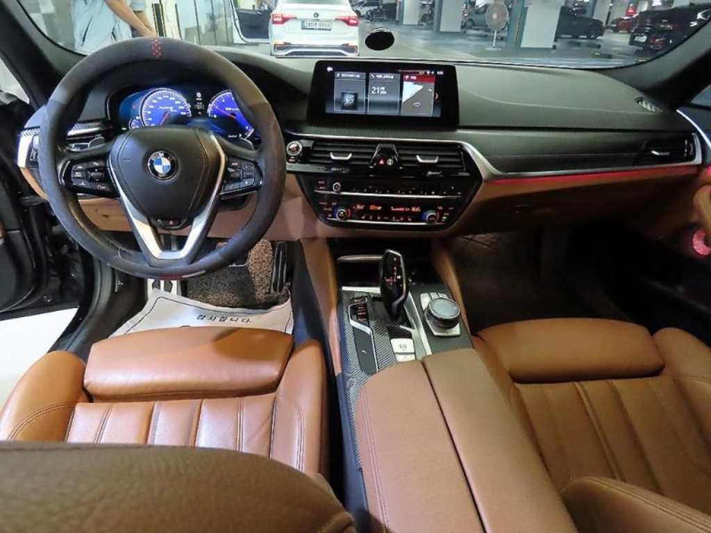 BMW 5시리즈 5시리즈 (G30) 530i M 스포츠 이미지 10