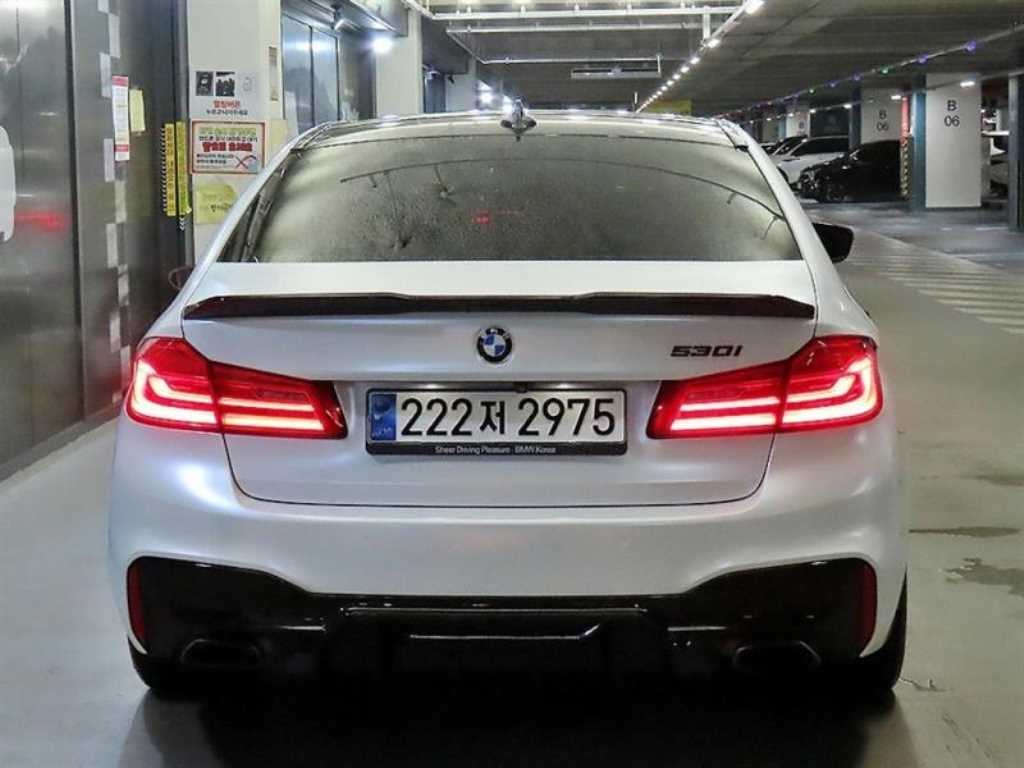 BMW 5시리즈 5시리즈 (G30) 530i M 스포츠 이미지 5