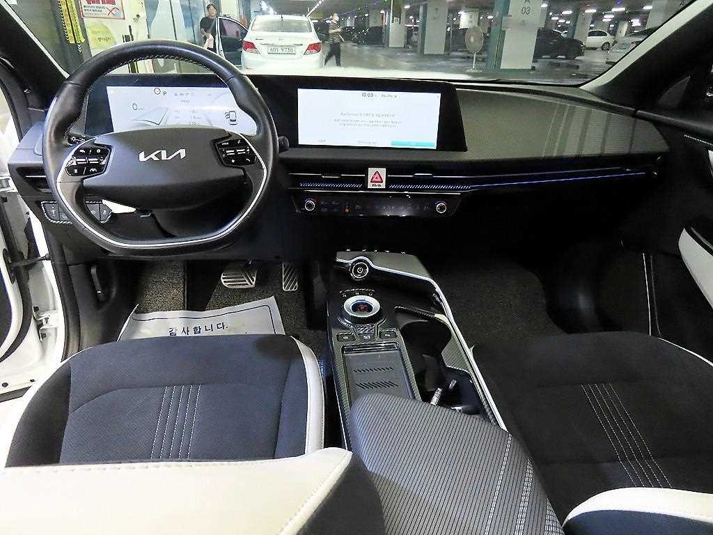 기아 EV6 롱레인지 AWD GT Line 이미지 10