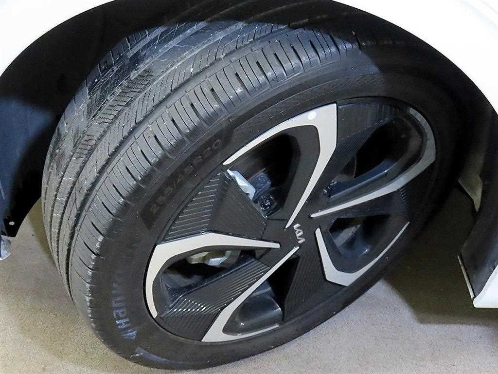 기아 EV6 롱레인지 AWD GT Line 이미지 20