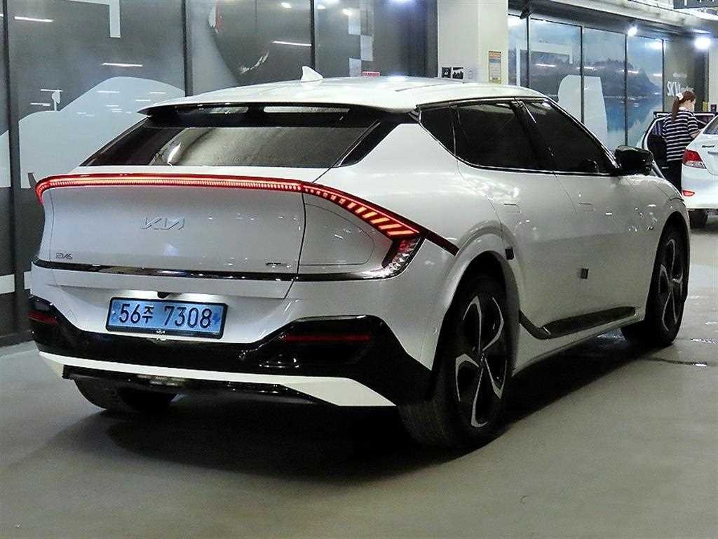기아 EV6 롱레인지 AWD GT Line 이미지 4