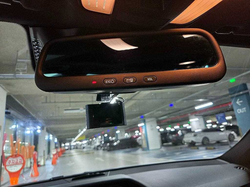 벤츠 E 클래스 E-클래스 W212 E300 4MATIC 아방가르드 이미지 11