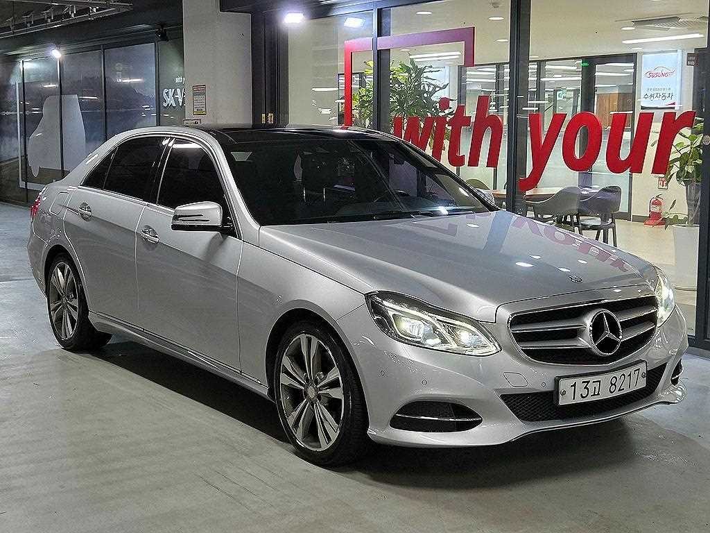 벤츠 E 클래스 E-클래스 W212 E300 4MATIC 아방가르드 이미지 2