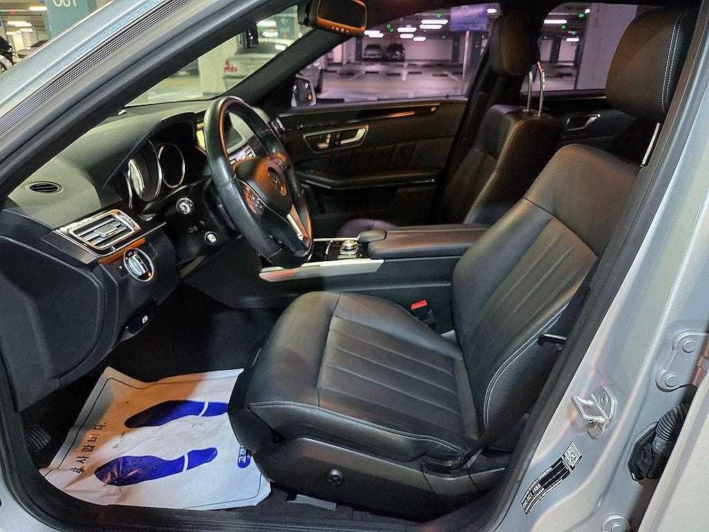 벤츠 E 클래스 E-클래스 W212 E300 4MATIC 아방가르드 이미지 6