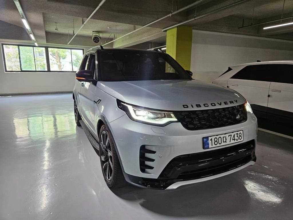 랜드로버 디스커버리 디스커버리5 3.0 P360 R-다이나믹 SE 이미지 2