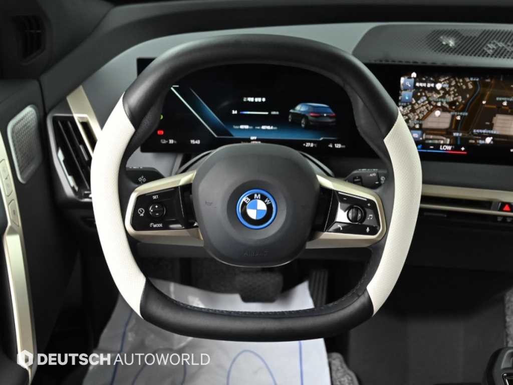 BMW iX xDrive 40 퍼스트 에디션 이미지 13