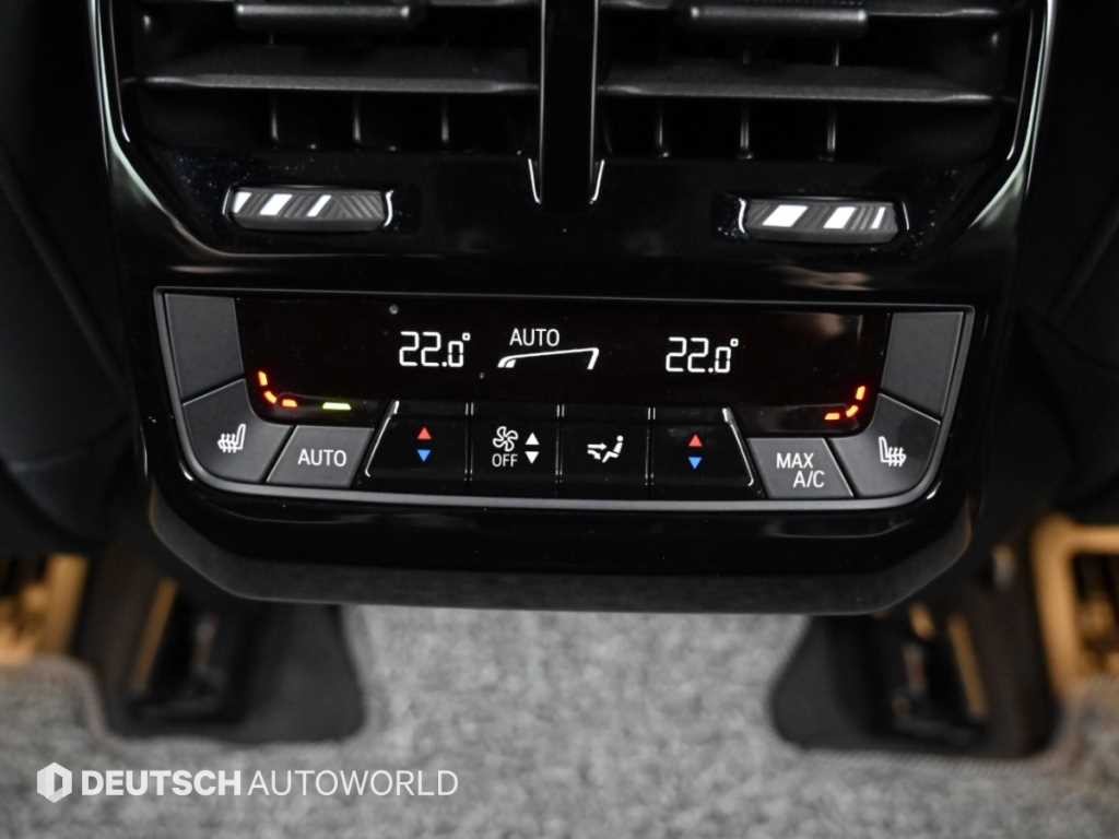 BMW iX xDrive 40 퍼스트 에디션 이미지 16