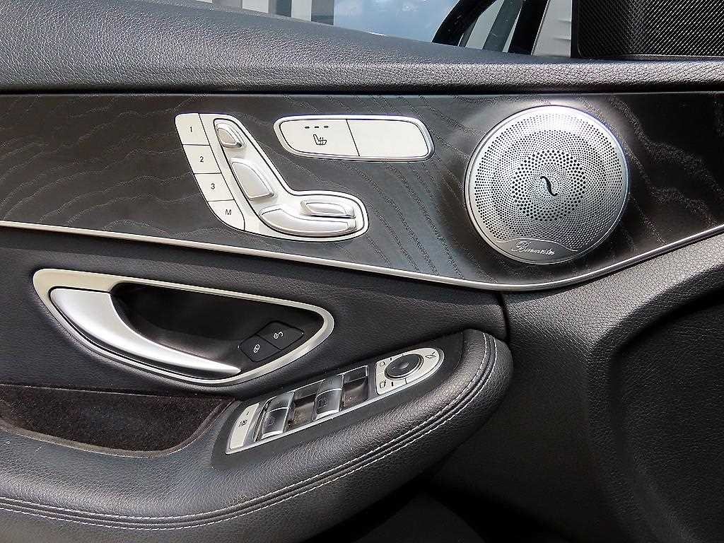 벤츠 C 클래스 C클래스 W205 C220 d 아방가르드 이미지 11