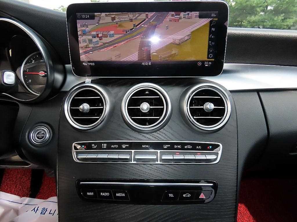 벤츠 C 클래스 C클래스 W205 C220 d 아방가르드 이미지 14