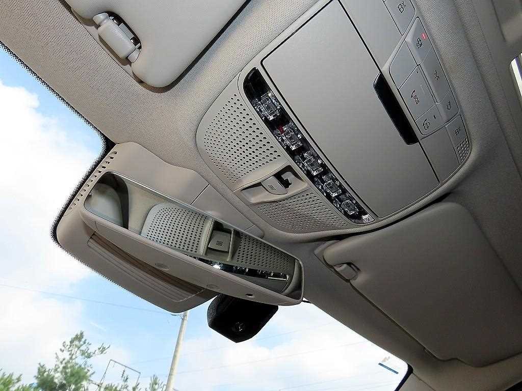 벤츠 C 클래스 C클래스 W205 C220 d 아방가르드 이미지 16