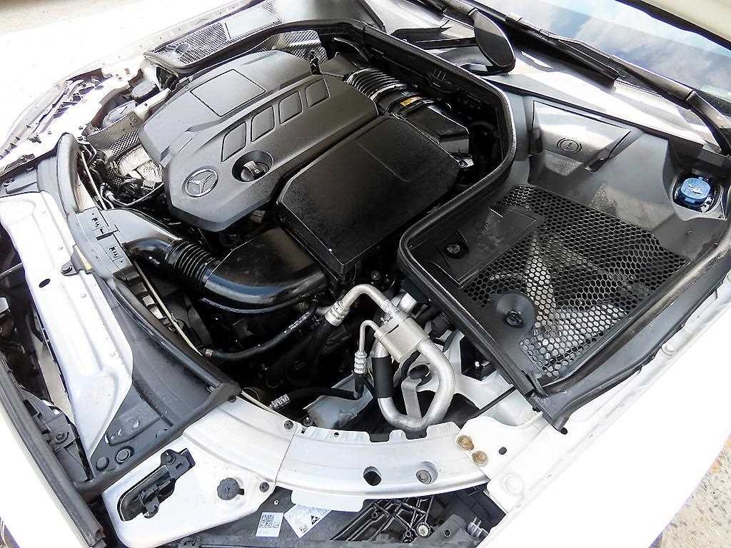 벤츠 C 클래스 C클래스 W205 C220 d 아방가르드 이미지 19