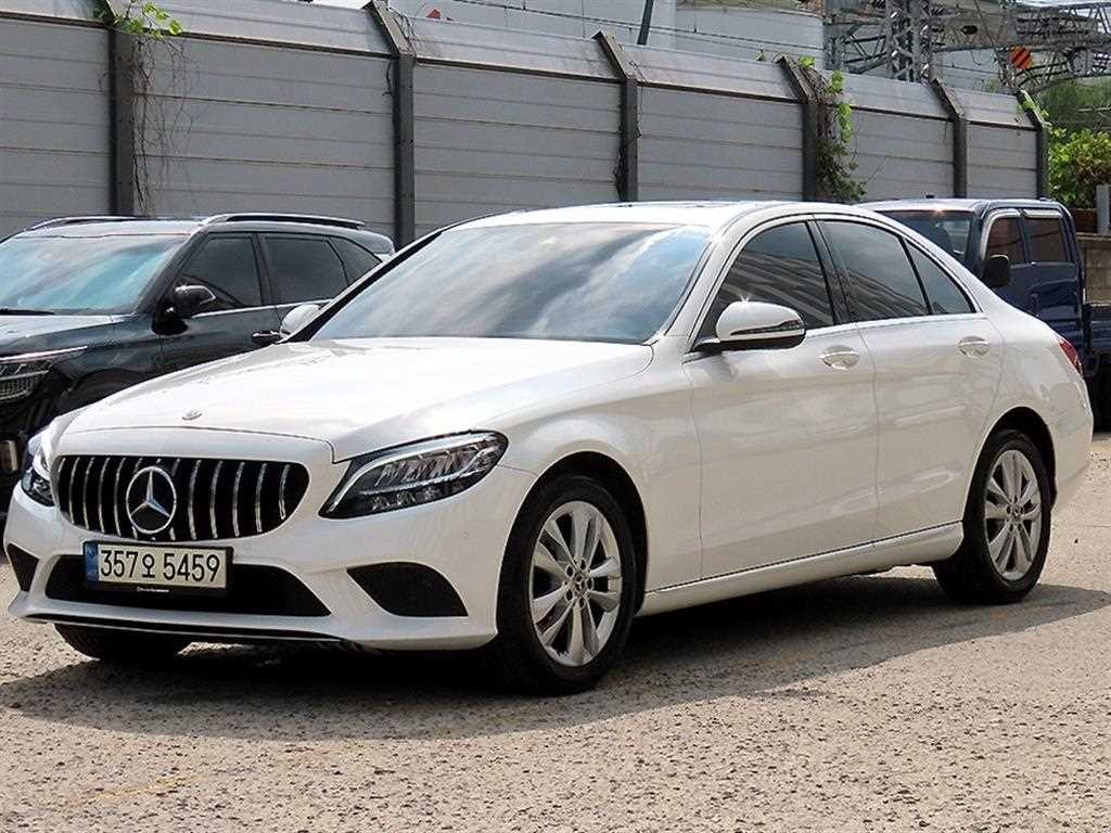 벤츠 C 클래스 C클래스 W205 C220 d 아방가르드 이미지 2