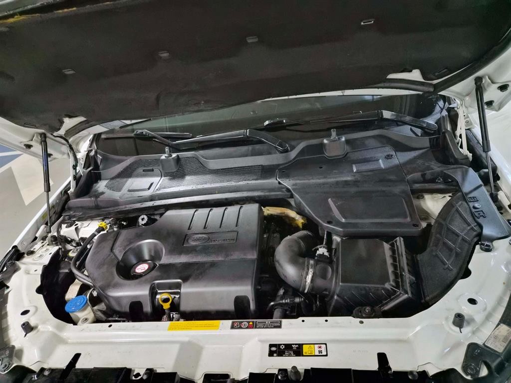 랜드로버 디스커버리 스포츠 2.0 TD4 HSE 럭셔리 이미지 19
