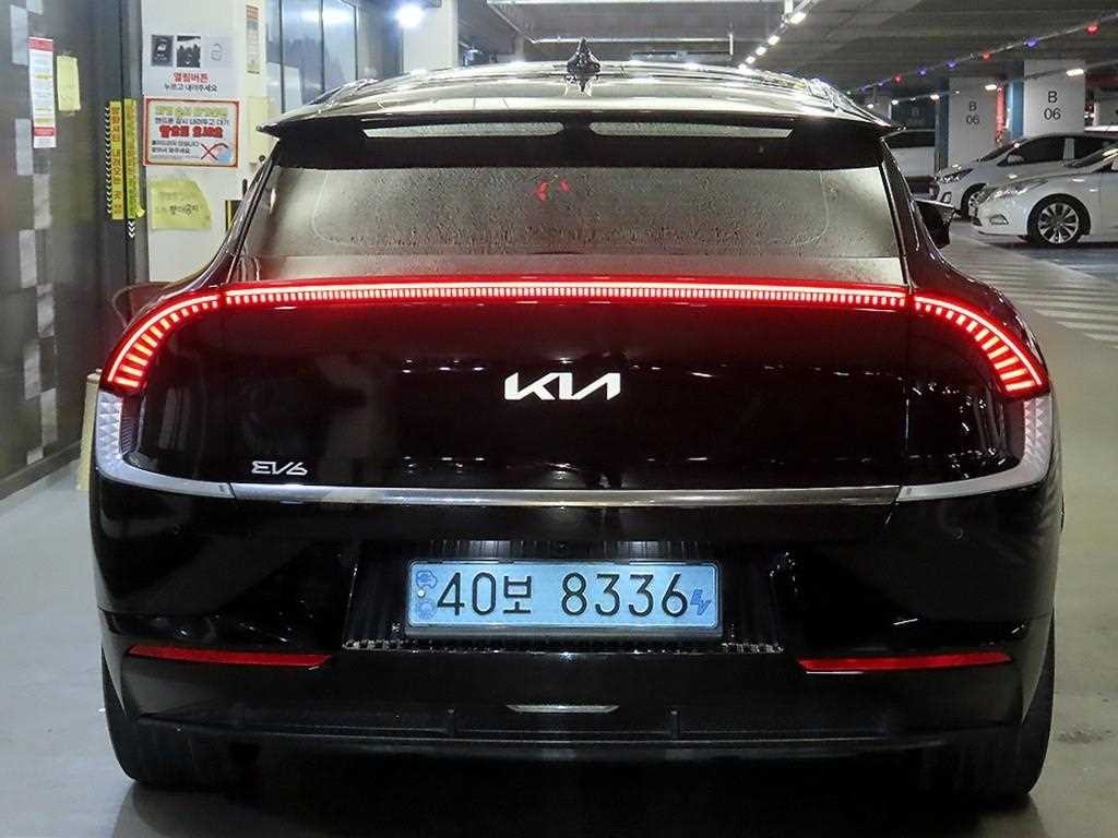 기아 EV6 롱레인지 어스 이미지 5