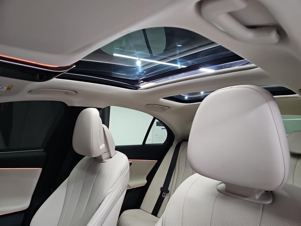 벤츠 E 클래스 E-클래스 W214 E200 아방가르드 이미지 13