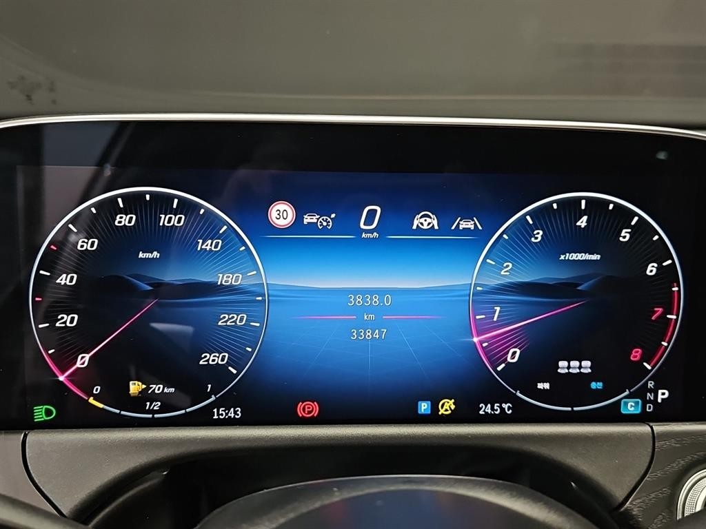 벤츠 E 클래스 E-클래스 W214 E200 아방가르드 이미지 5