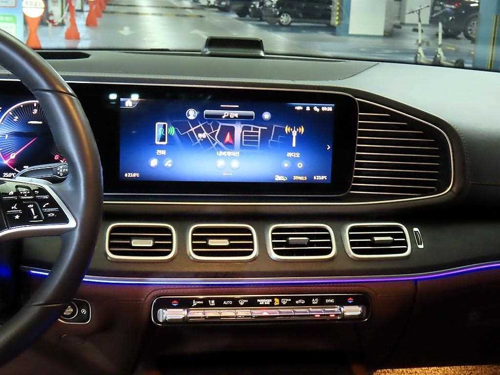 벤츠 GLE 클래스 GLE 클래스 W167 GLE 300d 4MATIC 이미지 11