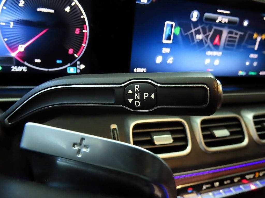 벤츠 GLE 클래스 GLE 클래스 W167 GLE 300d 4MATIC 이미지 12