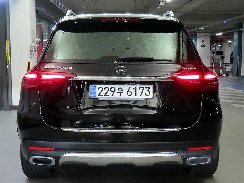 벤츠 GLE 클래스 GLE 클래스 W167 GLE 300d 4MATIC 이미지 5